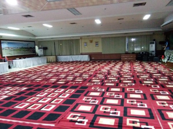 sewa karpet permadani minimalis