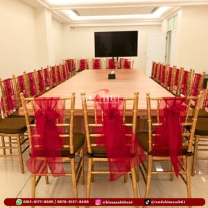 Sewa kursi Tiffany gold pita untuk acara dan event Jakarta